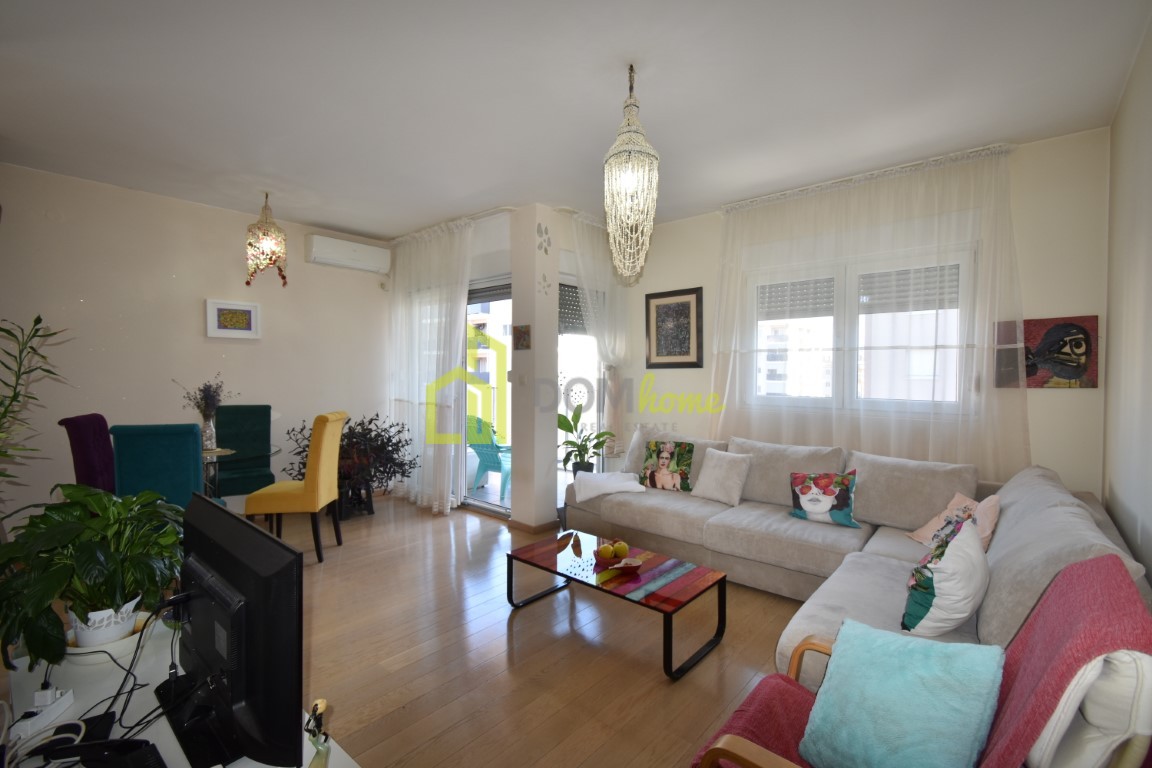 Jednosoban stan 54m2, City Kvart